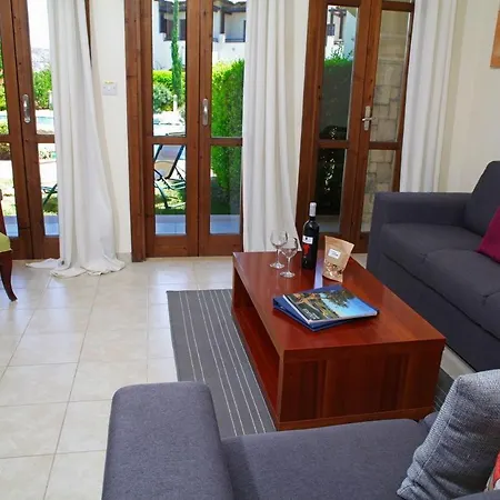 Aphrodite Hills Junior Villas Junior Ac02 Air Conditioning 2 Bedrooms Pafos